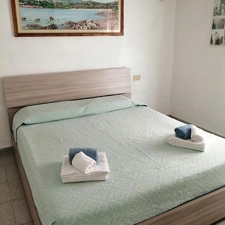 Appartamento Moderno Rustico Олбия Екстериор снимка