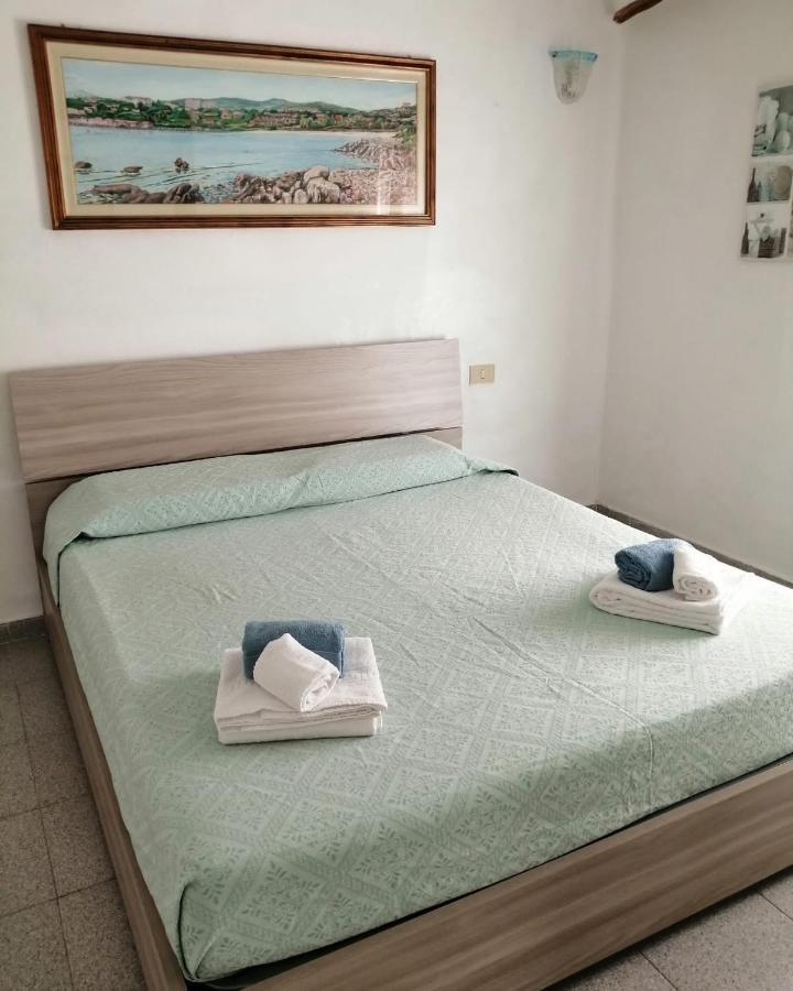 Appartamento Moderno Rustico Олбия Екстериор снимка