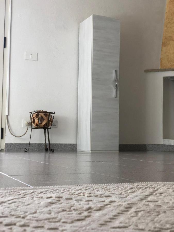 Appartamento Moderno Rustico Олбия Екстериор снимка