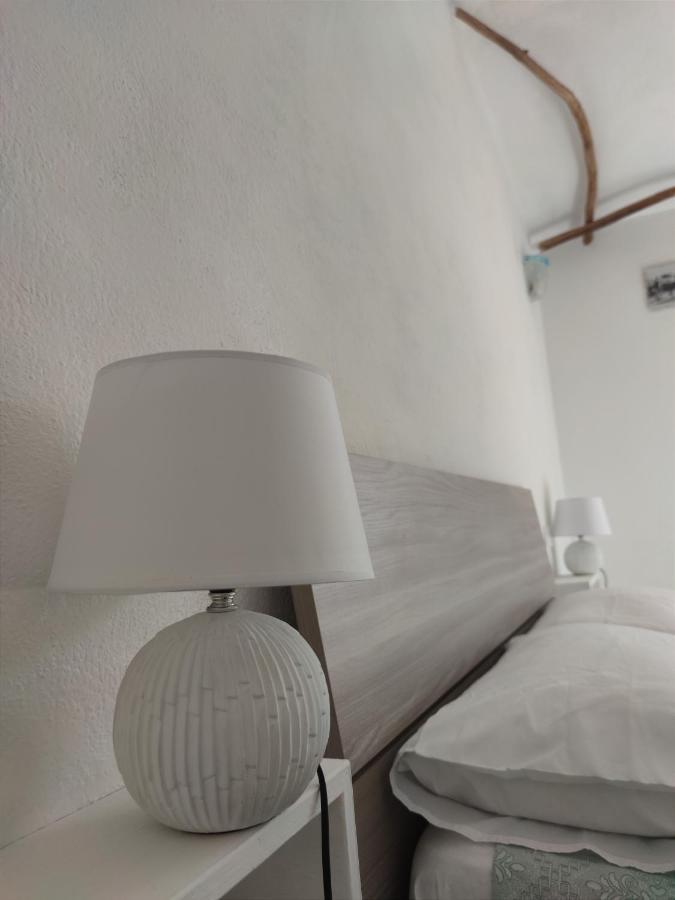 Appartamento Moderno Rustico Олбия Екстериор снимка